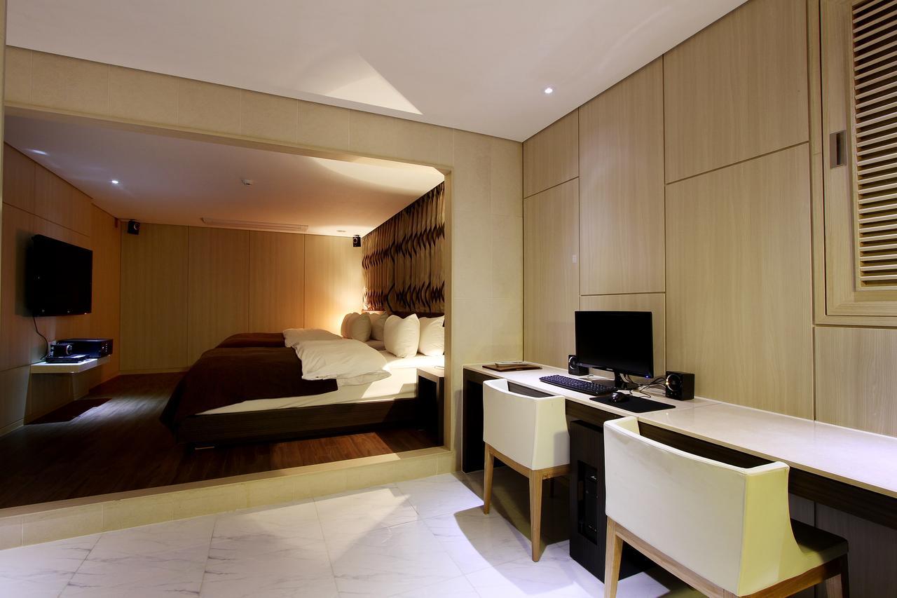 Uijeongbu Latree Hotel Eksteriør bilde