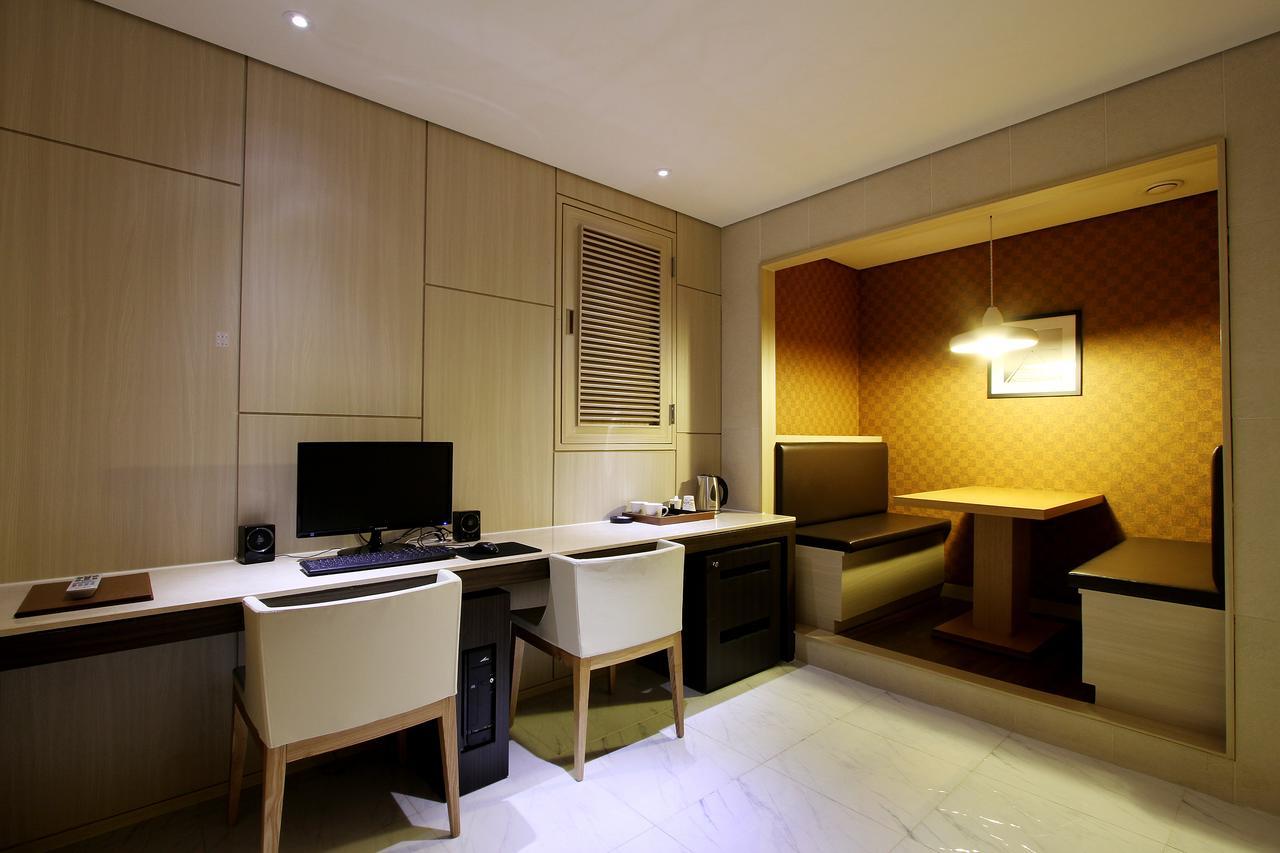 Uijeongbu Latree Hotel Eksteriør bilde
